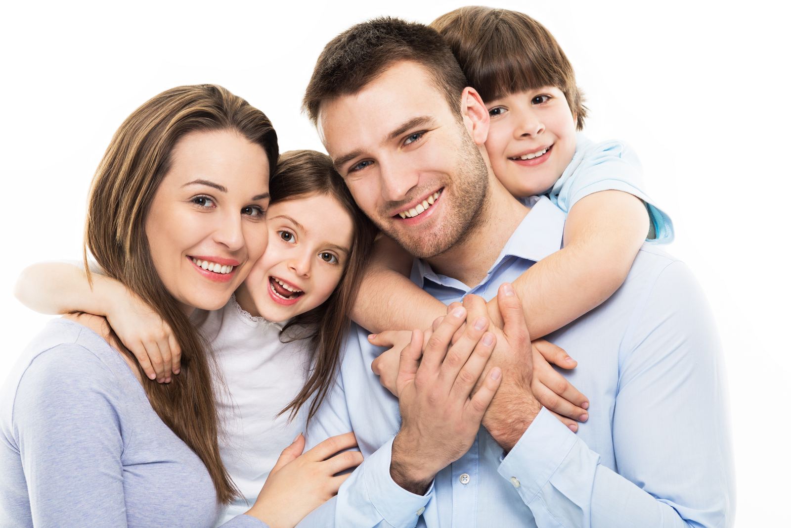 Familia sonriendo